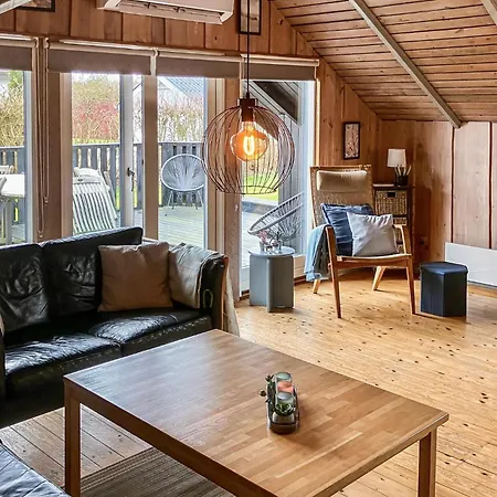 2 Bedroom Awesome Home In Sydals Skovby (Syddanmark)